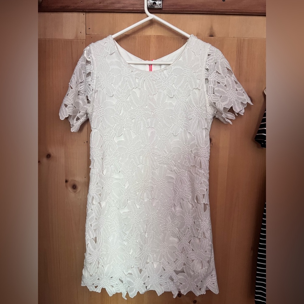 JOA bodycon white lace dress